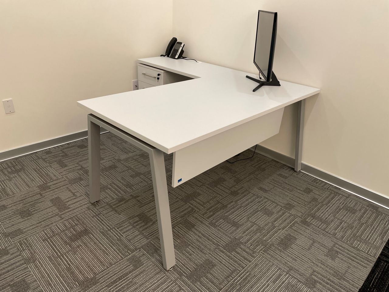 Mesas Altas - Poliarte - Muebles de oficina